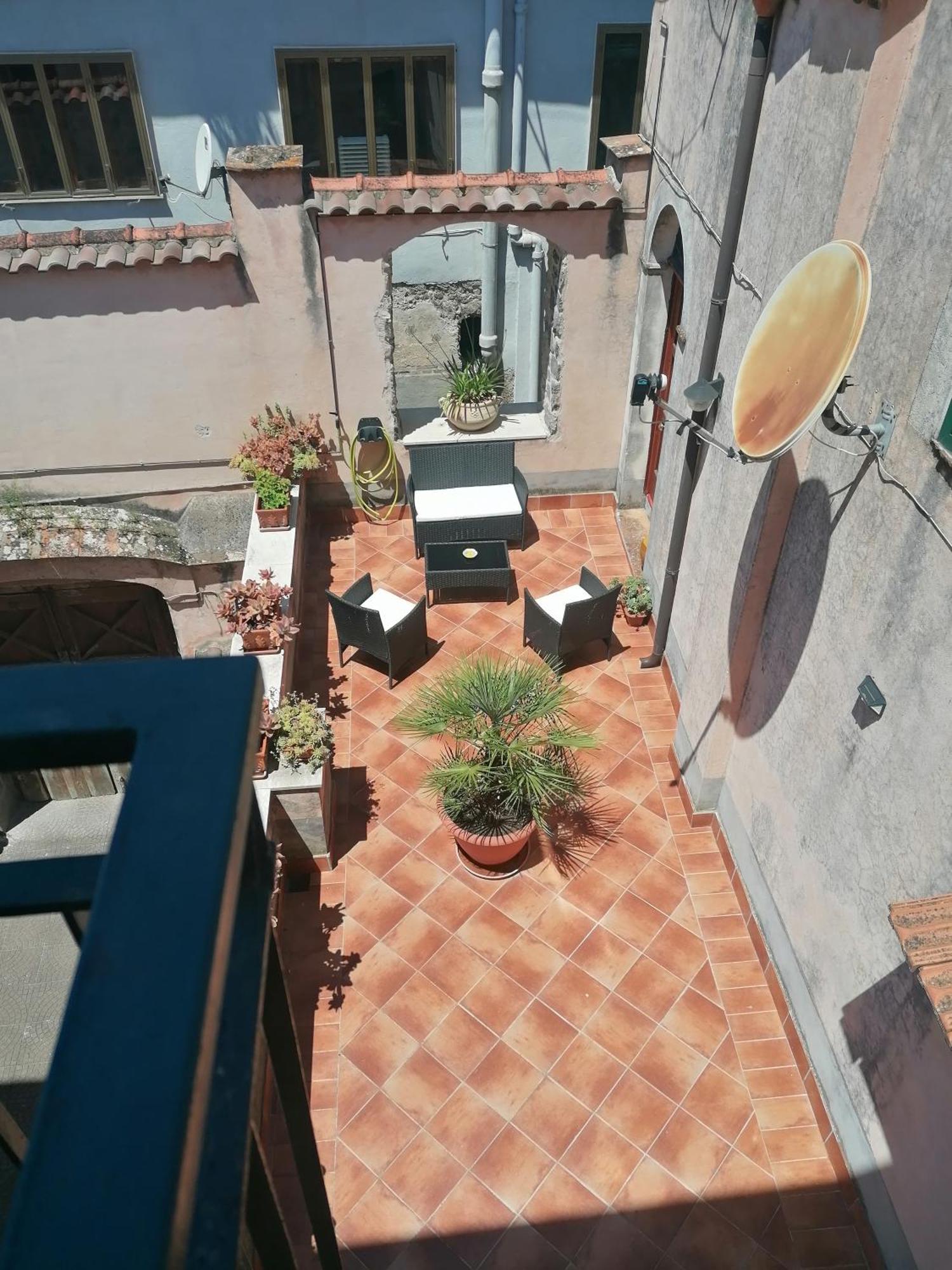 La Casa Di Astrea Bed and Breakfast Caiazzo Exteriör bild